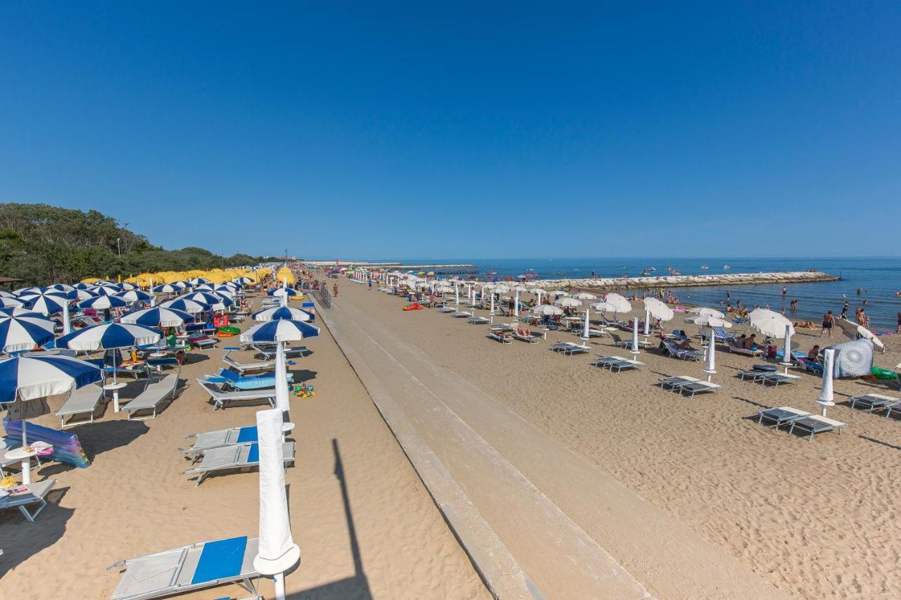 カオルレTigli Lido Altaneaアパートメント エクステリア 写真