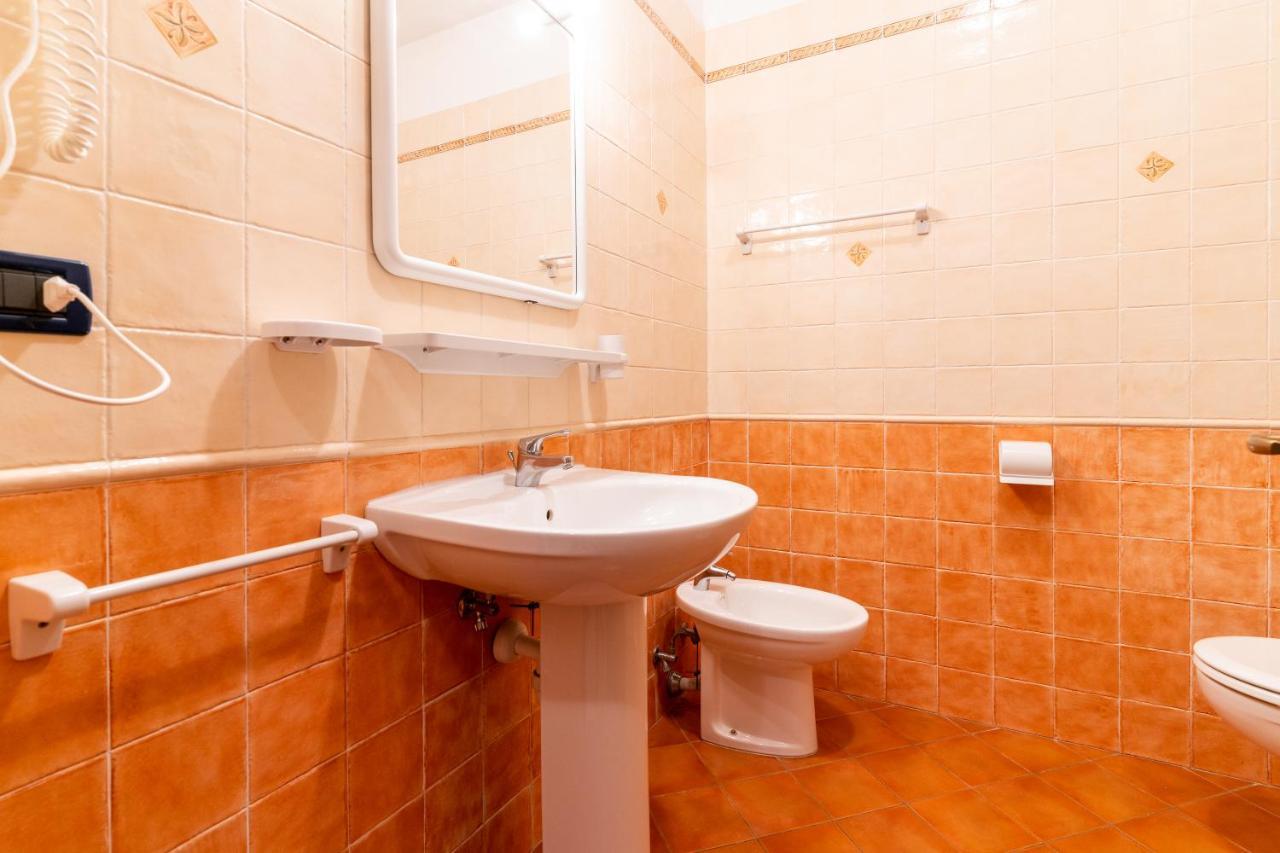 カオルレTigli Lido Altaneaアパートメント エクステリア 写真